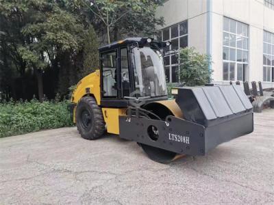 China 8 toneladas de rodillo hidráulico vibratorio LTS208H con motor Cummins en venta