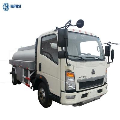 China Feuergebührentankfahrzeug Lorry With Flow Meter Howo 116hp 5000L Kapazitäts-4x2 zu verkaufen