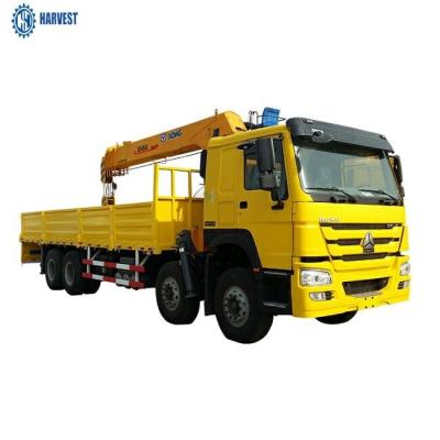 China De Ton 1400kg SQ14SK4Q Vrachtwagen Opgezette Kraan van Sinotruckhowo 8x4 371hp 50 Te koop