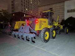 XCMG GR135 Motor Grader 112 kw Cummins Engine Euro 2 With Five Shank Rear Ripper