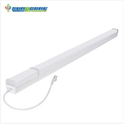 China Cheap Durable Aluminum+PC Warehouse Light Bulb Chandelier Linear LED Light Fixtures From Supermarket for sale