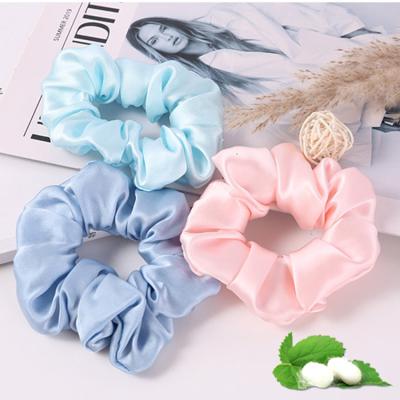 China Luxury Hair Decoration 100% Hair Bands Satin Silk Solid Color Hair Scrunchies Girls Scrunchies for sale