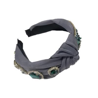 China Fashion Vintage Heavy Industry Baroque Emeralds Jeweled Knotted Headband Luxury for sale