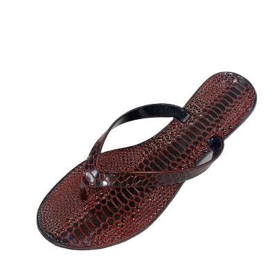 China 2021 Summer Hot Women Style Sandals Beach Shoes Lightweight Flat Women Freeze Slipper And Flip Flops for sale