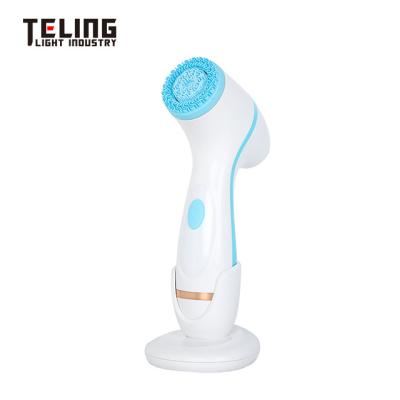 China Radio Silicone DEEP CLEANING Electric Facial Massager Brush Waterproof Safety Portable Facial Cleansing Brush for sale