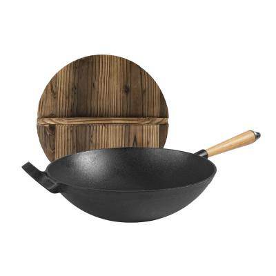 China Sustainable High Quality Pre-Seasoned Non-Stick Cast Iron Wok Pan With Wooden Handle for sale