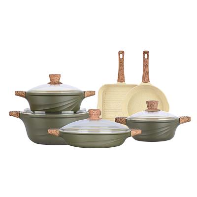 China Sustainable high quality kitchen die cast aluminum cookware set for sale