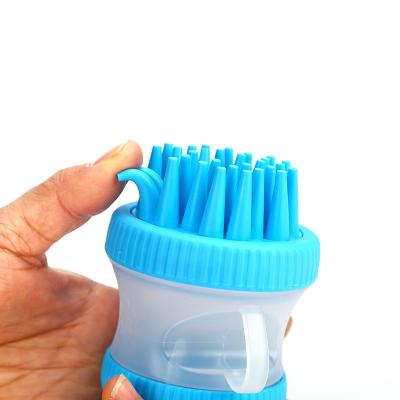 China Viable Pet Bath Tool Grooming Pet Supplies Manufacturers Shower Spout Comb Pet Brush Cleaning for sale