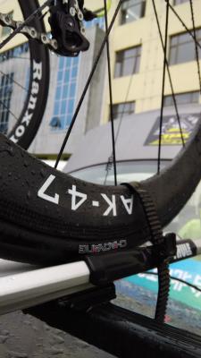 China Original Surface Road Bike Carbon Wheelset High Performance Bike Wheels for sale