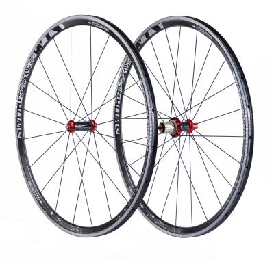 China Replacement Custom Built Carbon Clincher Wheels With Aluminium Hub for sale