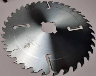 China Wood Cutting 320mm Series Saw Blades For Cutting Tilted Wood Carbide Saw Blades for sale