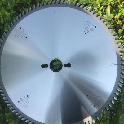 China Wood Cutting Saw Blades For Wood CTT Saw Blades Wood Saw Blades For Cutting MDF for sale