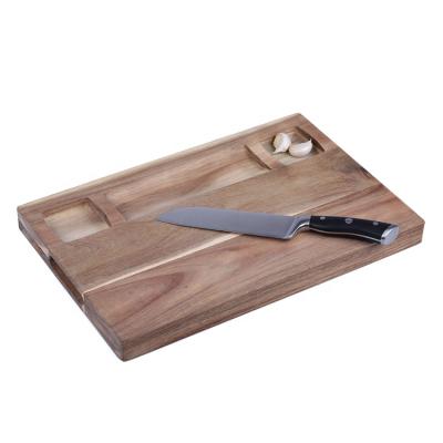 China Customization Disposable High Quality Acacia Wood Cutting Board with Juice Groove Wooden Steak Serving Board for sale