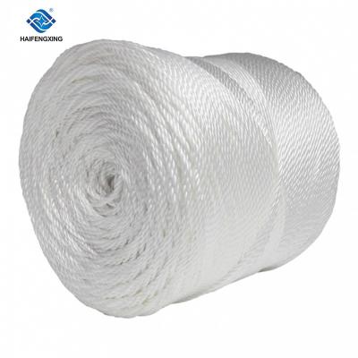 China Fishing 3 Strand Diameter 28MM Polyamide / Nylon Monofilament Twist Mooring Rope for sale