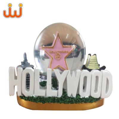 China China Custom Resin Miniature Animal Figurines Bookends, Best Selling Resin Graduation Snow Globe Decoration for sale