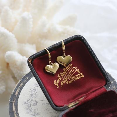 China Fashion lady 2020 classic earrings in a heart shape charm earrings for sale