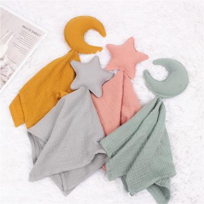 China 100% Cotton Soft Cute Moon Star Moon Muslin Safety Organic Baby Toy Comforter Blanket For Newborn Gifts for sale