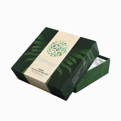 China Recyclable Luxury Custom Logo Paper Cardboard Cosmetic Gift Packaging Box With Magnetic for sale