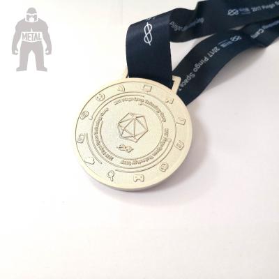 China o corredor atlético dos esportes das medalhas de ouro do metal da antiguidade 3d concedeu a 2mm a espessura à venda