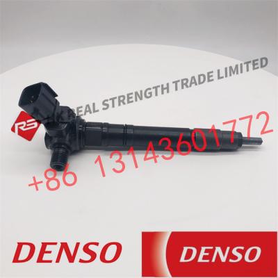 China Diesel Engine Fuel Injector 23670-11040 2367011040 for denso toyota Hilux 2GD for sale