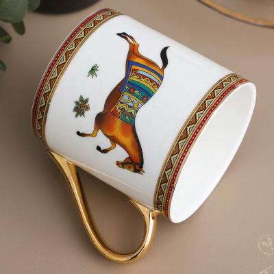 China Luxury Ceramic Coffee Mug Stocked With Lid Porcelain Horse Tea Mugs With Gift Box for sale