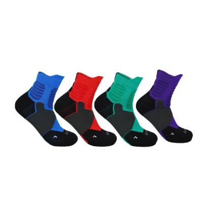 China Wholesale JL-10275 QUICK DRY sports socks high quality custom made men's basketball grip tube breathable anti-skid socks logo for sale