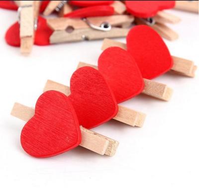 China Mini Europe Heart Shaped Wooden Paper Craft Clips Wooden Photo Clips for sale