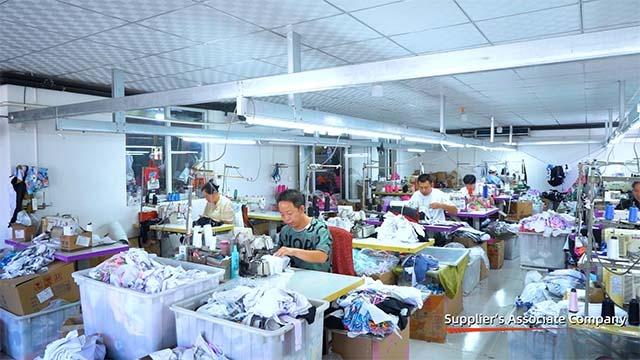 Verified China supplier - Luman (liaoning Province) Clothing Trading Co., Ltd.