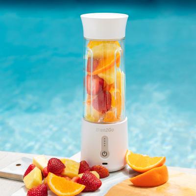 China Ice Crushing 2021 Mini Portable Blender 500ml Usb Rechargeable Personal Juicer Cup Blender Fruit Vegetable Tools for sale