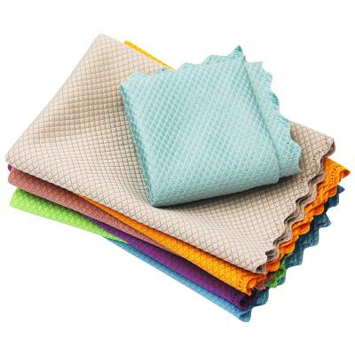 China Viable Household Microfiber Kitchen Glass Cleaning Cloth Wiping Rags Stain Removing Car Wash Towel Fish Scale Cloth for sale