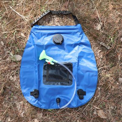 China Hot Selling 20L Lightweight Outdoor PVC Increasing Travel Portable Beach Swimming Pool Camping Bath Shower Heater Solar Water Bag for sale