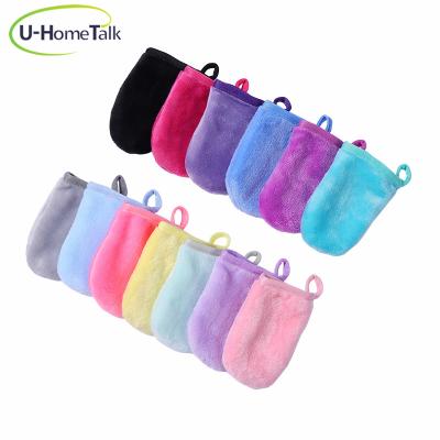 China 2020 Custom Microfiber Logo Makeup Remover Glove Cleansing Glove Face Wash Glove New Arrival QUICK DRY From U-HomeTalk for sale