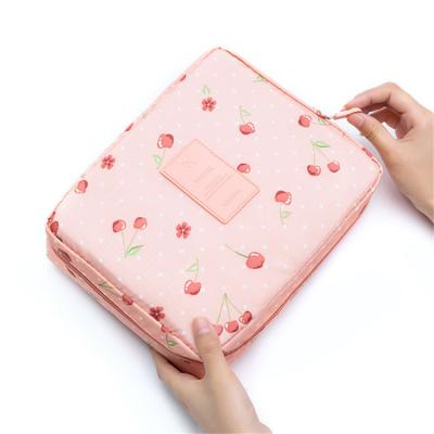 China Fashoion Hot Sale Multifunctional Travel Bag Women Cosmetic Makeup Bags Toiletries Organizer Waterproof Lady Storage Make Up Cases for sale