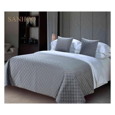 China SANHOO King Size Bed End Decorative Custom Nondisposable Tail Cover Hotel Set Quilted Luxury Bed Runner for sale