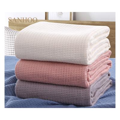 China SANHOO 380G Cotton Weave Anti-Static Breathable Luxury 100% Waffle Sink Sofa Throw Blanket for Decoration for sale