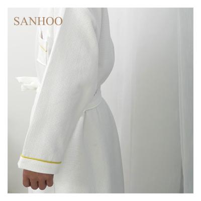 China SANHOO Waffle Long Robes Shawl Collar Bathrobe Women Cotton Hotel Ladies Breathable 100% Cotton Bathrobe Unisex for sale