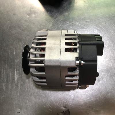 China Aluminum Truck Engine Spare Parts 12V Alternator Generator 3943495 285113 2873A301 2871A306 à venda