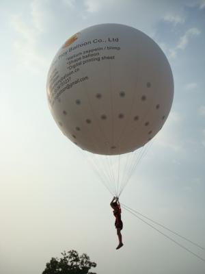 China 0.28mm Ballon van het de Pretspel van pvc van de heliumkwaliteit de Openlucht Aantrekkelijke Opblaasbare, Juggler Reuze Reclameballon Te koop