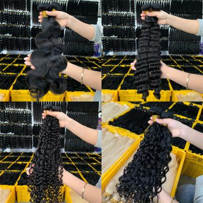 China No Bundles Wholesale Virgin Remy Hair Loose Deep Wave Brazilian Raw Hair Vendors Cuticle Aligned Shedding And Tangle.Soft Bundles With Closure for sale