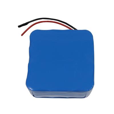 China Rechargeable toys battery LiFePO4 32700 6000mah 3.2v battery for solar energy storage for sale