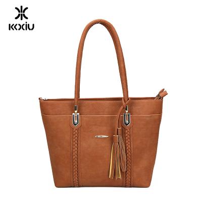 China Custom Large Tassel Glamor Ladies Wholesale Handbags Patent Leather Empty Tote Bags India for sale