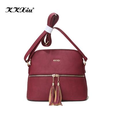 China Tassel Zipper Pouch PU Ladies Shoulder Sling Bag Cross - Body Bags For Women Girls for sale