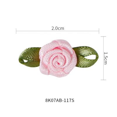 Chine MSD Mini-Ribbon Roses Fleurs en tissu artificiel avec feuilles vertes Rosettes de couleurs mixtes pour la décoration de vêtements à vendre