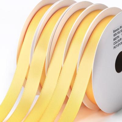 Cina 22mm 7/8' Polyester Satin Ribbon Color Chart per abbigliamento Tempo di produzione 5-15 giorni in vendita