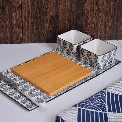 China Sustainable New Design Bamboo Serving Tray Cheese Board Set With Knife Tools for sale