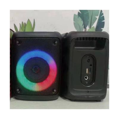 China No Wire High Quality Flash Microphone USB TF Card Radio FM Radio Knots Wireless Speakers for sale