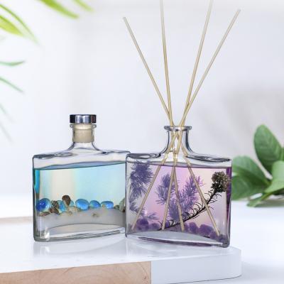 China Modern Luxury Custom Perfume Dry Flower Reed Diffuser Glass Bottle Home Room Decoration For Home Aromatherapy Hourglass Shape for sale