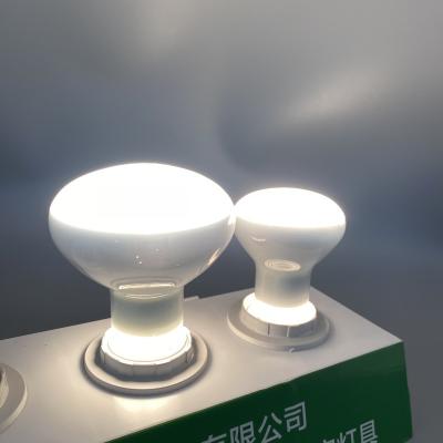 China 50W 75W 100W E26 E27 Infrarood warmtelamp voor klantvereisten en infrarood gebraden kip kachel lamp Te koop