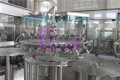 China Monoblock 3 en 1 máquina del relleno en caliente del té de la botella del animal doméstico 10000BPH en venta