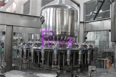 Cina riempimento a caldo Juice Machine For Glass Jars arancio di 0.4Mpa 8000BPH con la torsione fuori dai cappucci in vendita